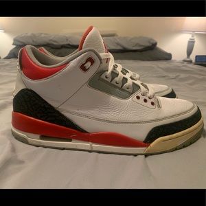 Jordan 3 Retro Fire Red (2013)